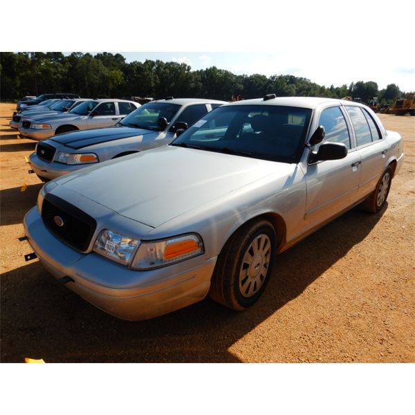2008 FORD CROWN VICTORIA Automobile