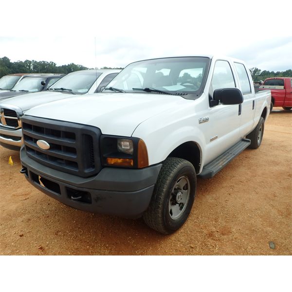 2006 FORD F250 Pickup Truck