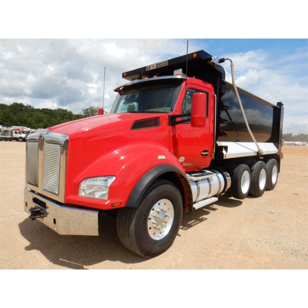 2016 KENWORTH T880 Dump Truck