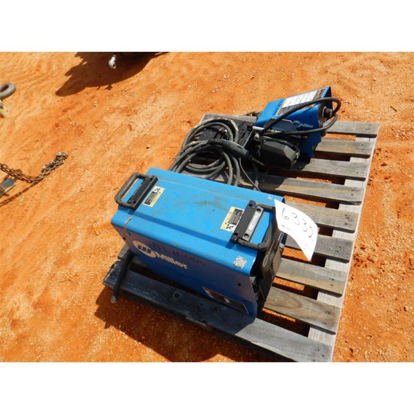 MILLER XMT350 WELDER