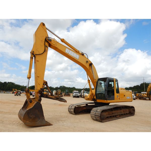 JOHN DEERE 230C LC Excavator