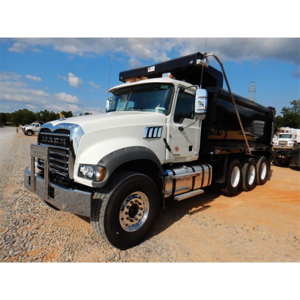 2021 MACK GR64F Dump Truck