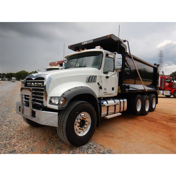 2021 MACK GR64F Dump Truck