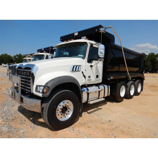 2021 MACK GR64F Dump Truck