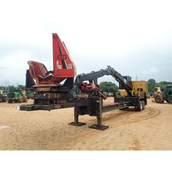 2017 CAT 559C Log Loader