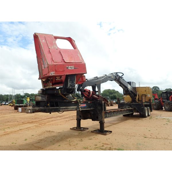 2015 CAT 559C Log Loader