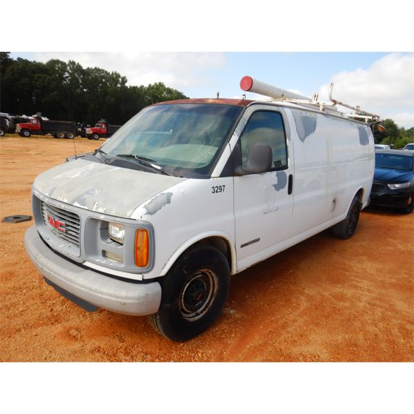 2000 GMC 3500 Passenger Van
