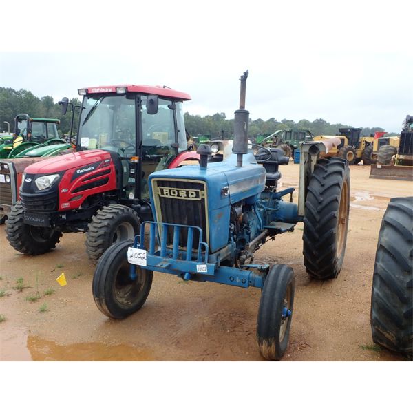 FORD 4000 Farm Tractor