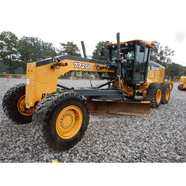 2017 JOHN DEERE 772GP Motor Grader