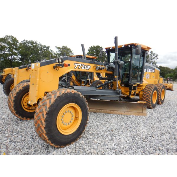 2017 JOHN DEERE 772GP Motor Grader