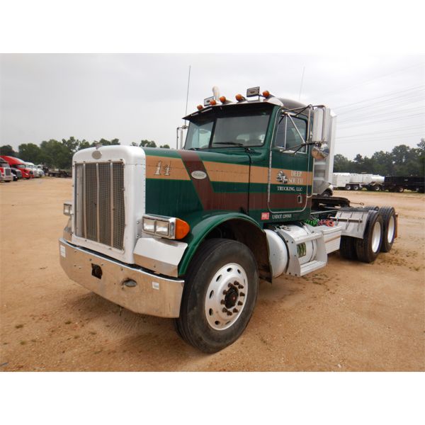 1997 PETERBILT 379 Day Cab Truck