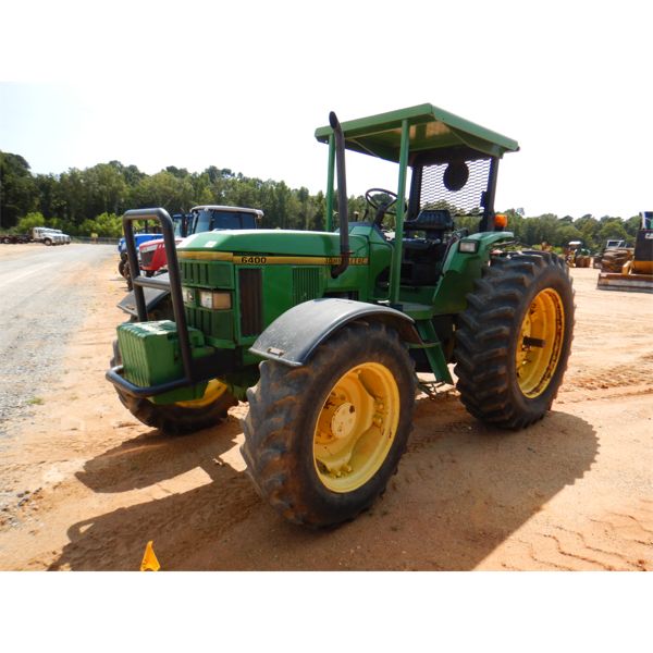 JOHN DEERE 6400 Farm Tractor