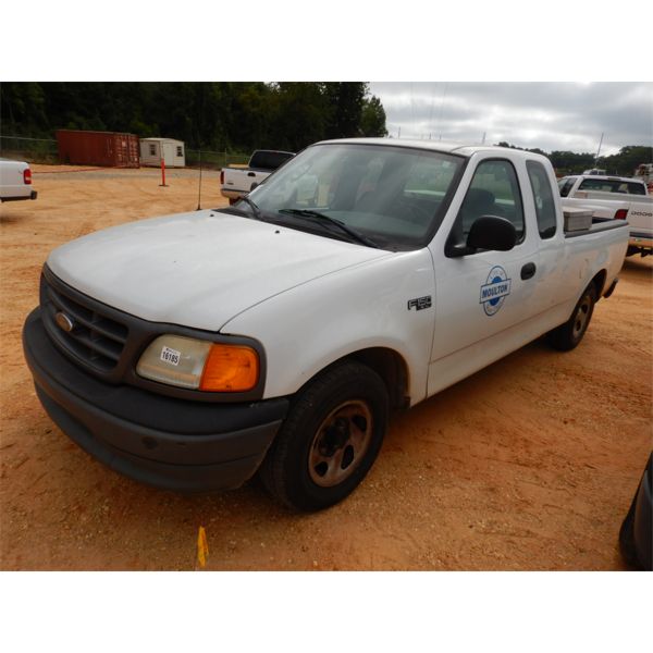 2004 FORD F150 XL Pickup Truck