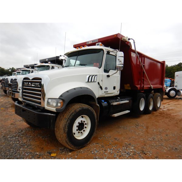 2020 MACK GR64F Dump Truck
