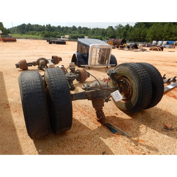 TRUCK/TRACTOR DRIVE AXLE W/DUEL TIRES & RIMS (A1)