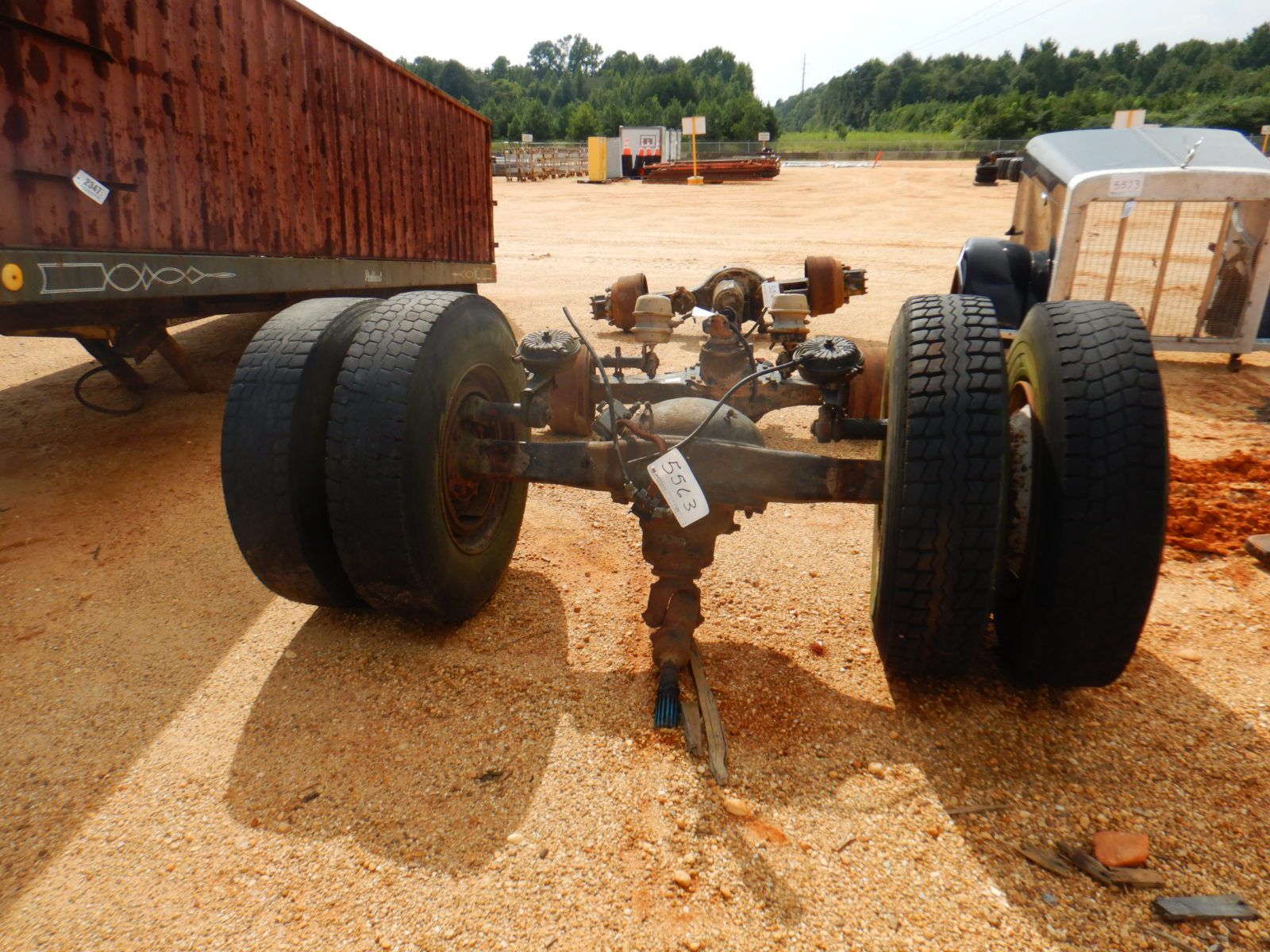 TRUCK/TRACTOR DRIVE AXLE W/DUEL TIRES & RIMS (A1) J.M. Wood Auction