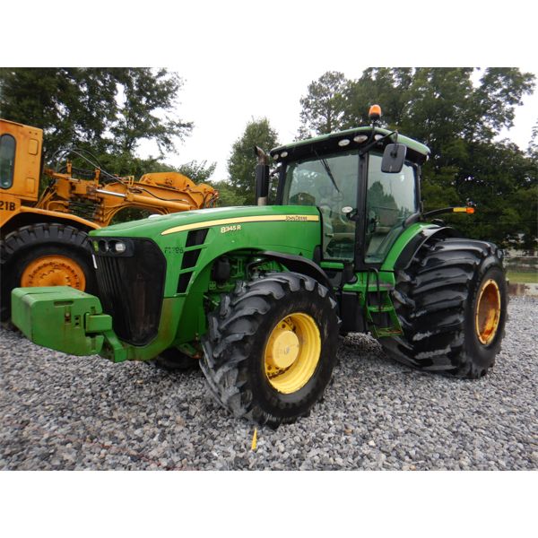 JOHN DEERE 8345R Farm Tractor