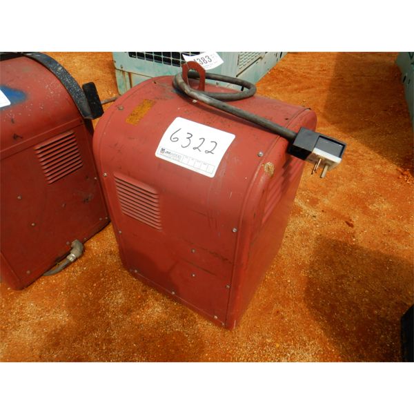 LINCOLN IDEALARC 250 WELDER