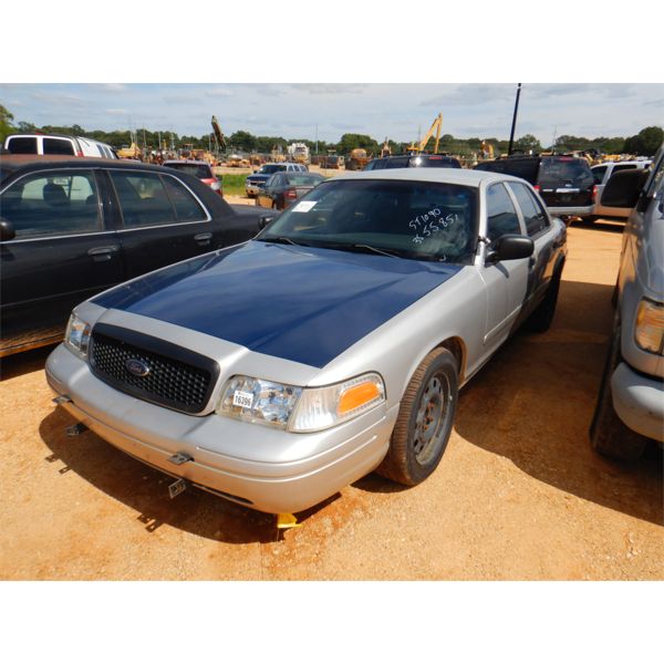 2006 FORD CROWN VICTORIA Automobile