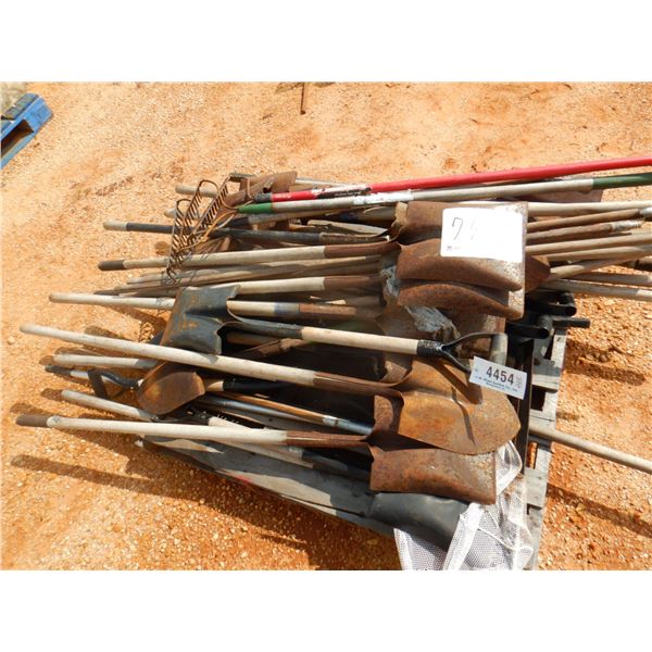 (1) PALLET MISC, RACKS, SHOVELS (B9)