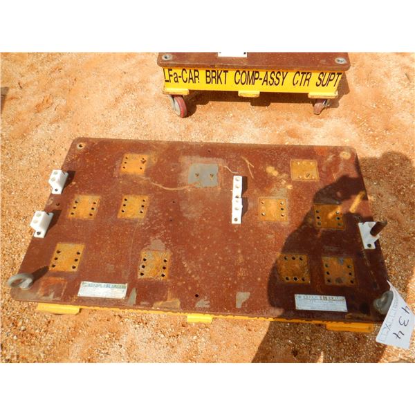 27" X 47" ROLL AROUND METAL CART (B9)