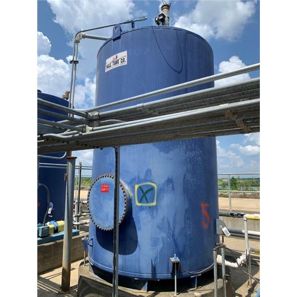 2012 HALL TANK CO 3000 GAL 30W OIL TANK