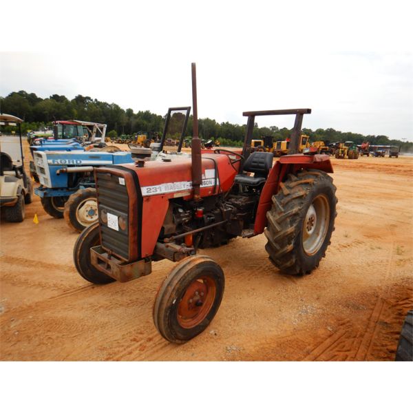 MASSEY FERGUSON 231 Farm Tractor