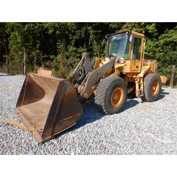2004 VOLVO L70E Wheel Loader