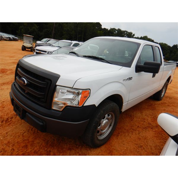 2014 FORD F150 XL Pickup Truck