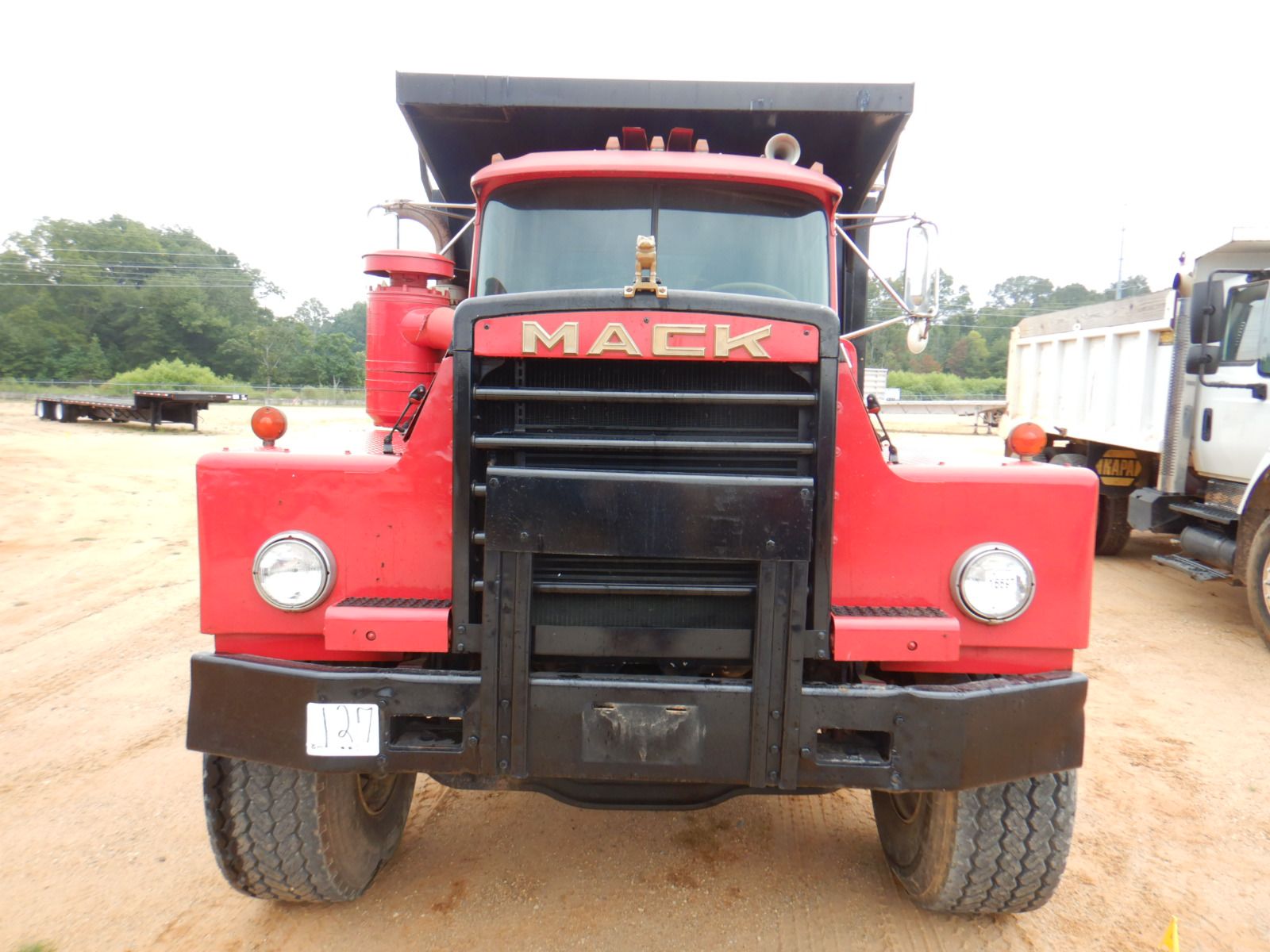 1984 MACK RD685SX Dump Truck