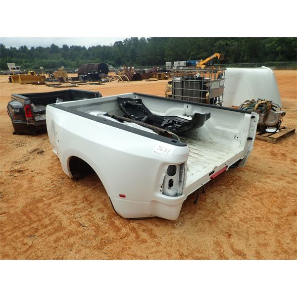 DUALLY PICKUP BED W/BUMPER (A-1)