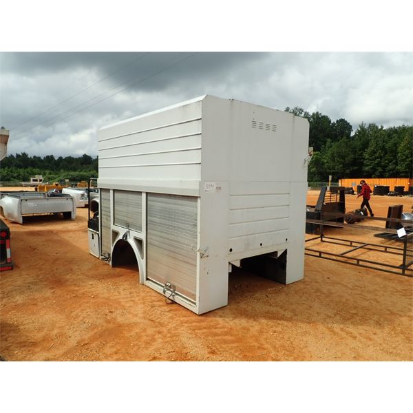READING ENCLOSED TRUCK BED (A-1)