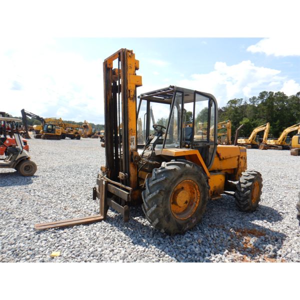 JCB ROUGH TERRAIN Forklift - Mast