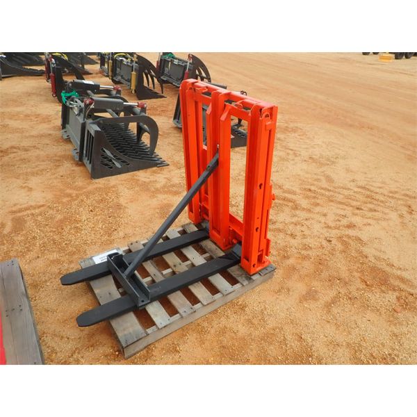 BOX FORKS (FITS SKID STEER LOADER) (UNUSED)