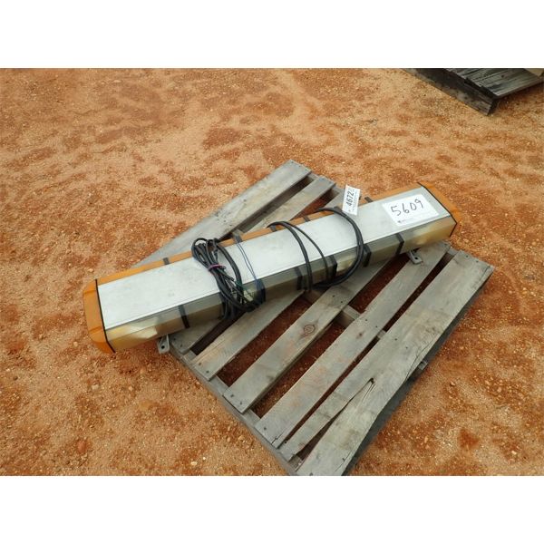 CAUTION LIGHT (FIT AUTO/PICK UP TRUCK) (A1)