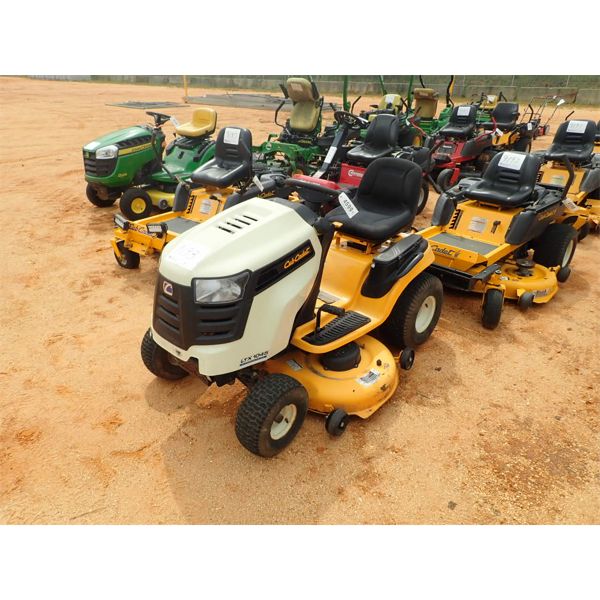 CUB CADET LTX1045 Lawn Mower