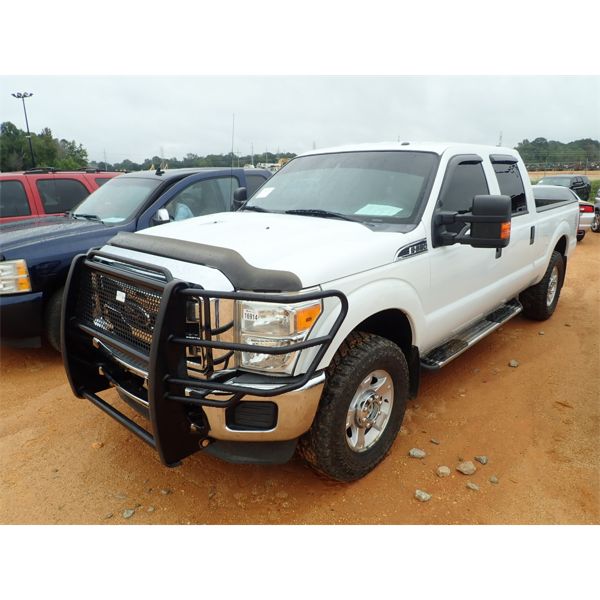 2015 FORD F250 Pickup Truck