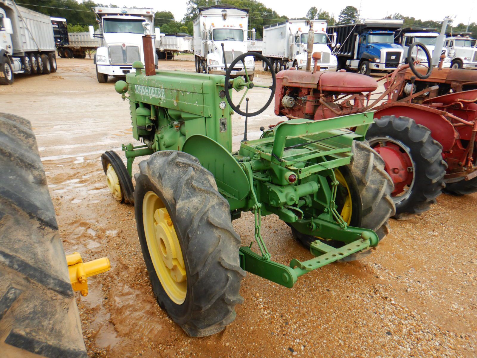 JOHN DEERE MODEL M Farm Tractor J.M. Wood Auction Company, Inc.