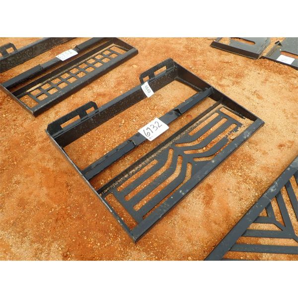 FORKLIFT FRAME (FITS SKID STEER LOADER) (B5)