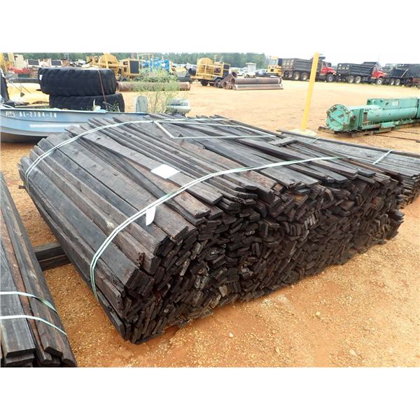 MISC (1)  BUNDLE OF 1 X 4 X 8 RECLAIMED KILN DRY SOUTHERN YELLOW PINE (B9)