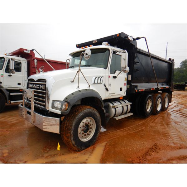 2007 MACK CTP713 Dump Truck