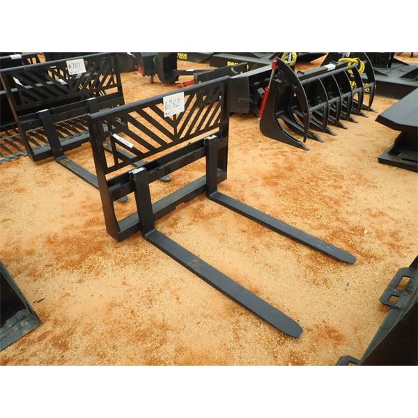 FORK FRAME (FITS SKID STEER LOADER) (B5)
