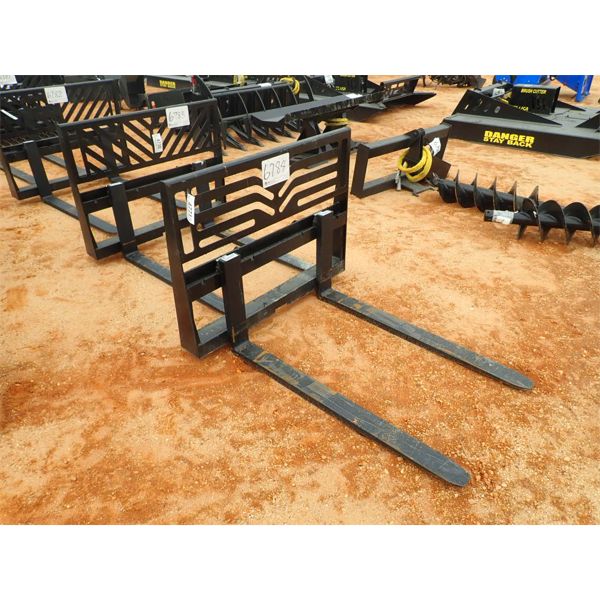 FORK FRAME (FITS SKID STEER LOADER) (B5)