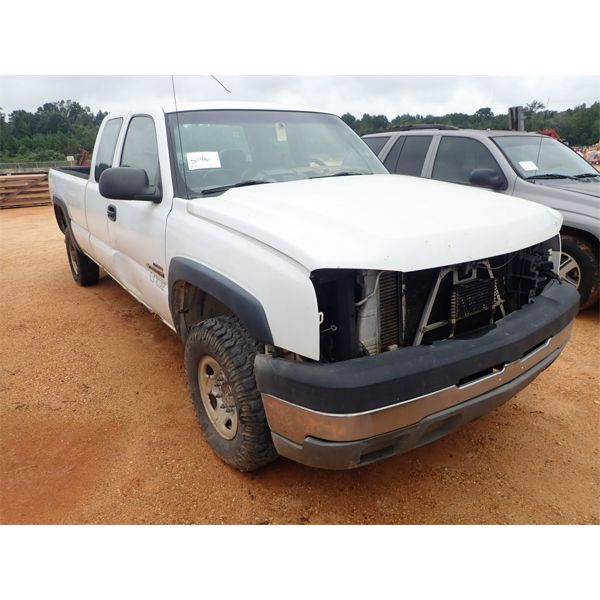 2005 CHEVROLET 2500 HD Pickup Truck
