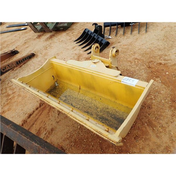 76" TILT CLEANOUT BUCKET, fits excavator