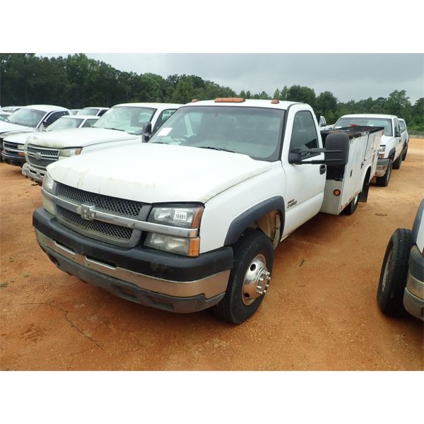 2004 CHEVROLET 3500 Highway Service Truck