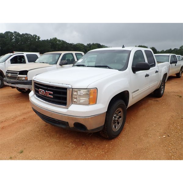 2007 GMC SIERRA Pickup Truck