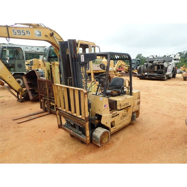 HYSTER S60XL Forklift - Mast