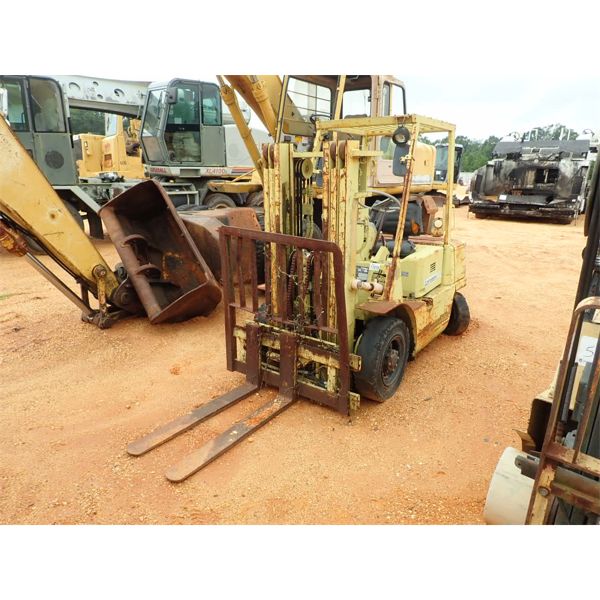 MITSUBISHI FD25 Forklift - Mast