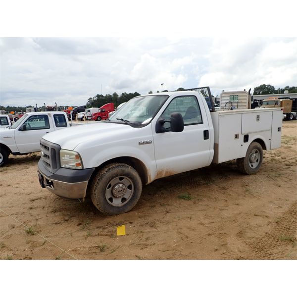 2007 FORD F250 XL Service / Mechanic Truck